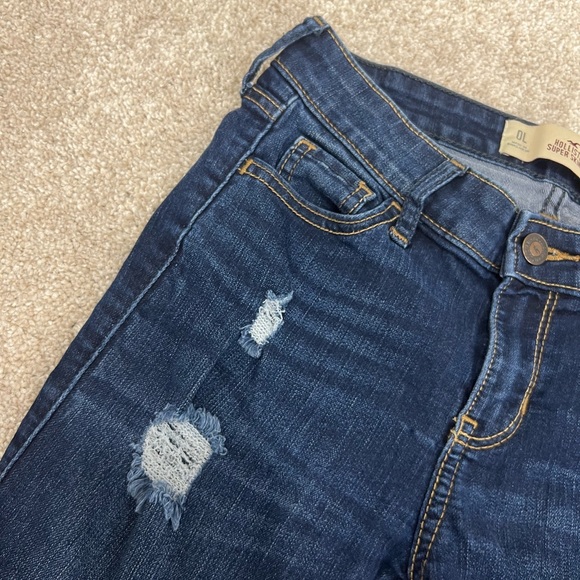 HOLLISTER SUPER SKINNY DARK WASH DISTRESSED JEANS SIZE 24L - Picture 4 of 12